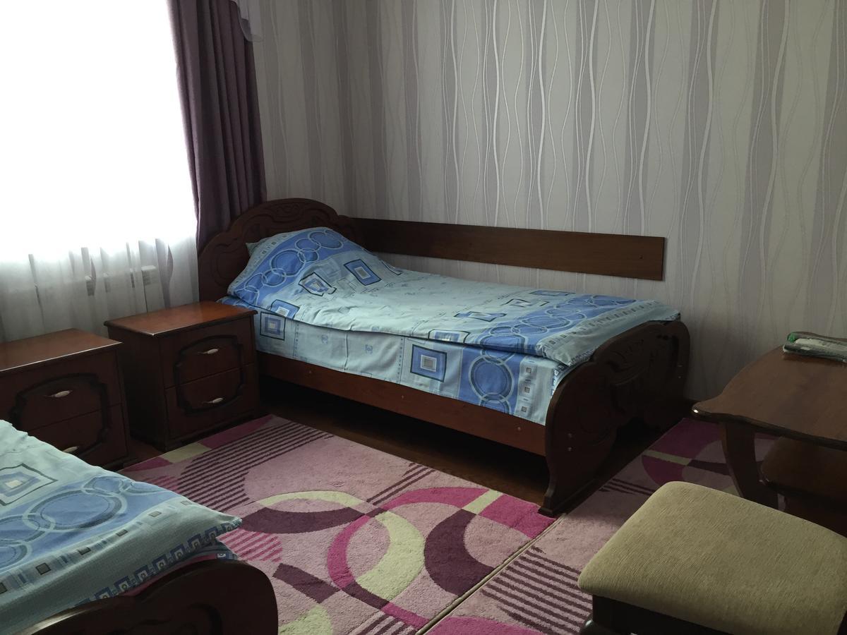 Hotel Oktan Kryve Ozero Buitenkant foto